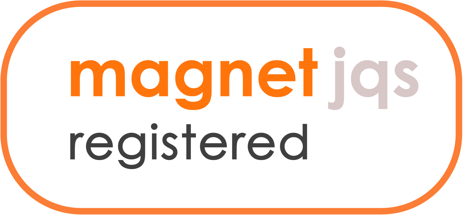 Magnet Registered badge Outline